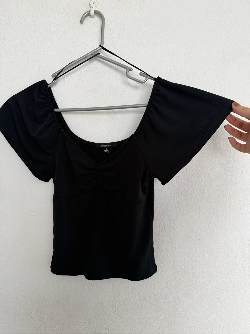 Black Ruched Scoop Neck Top - Picture 3 of 4